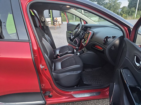 Renault Captur 11 of 29