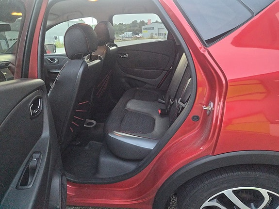 Renault Captur 10 of 29