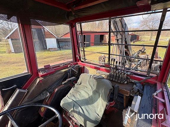 Traktor - International IH 1246 16 of 30