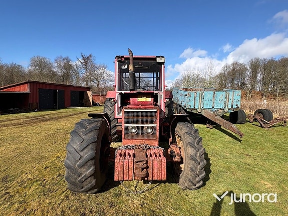 Traktor - International IH 1246 2 of 5