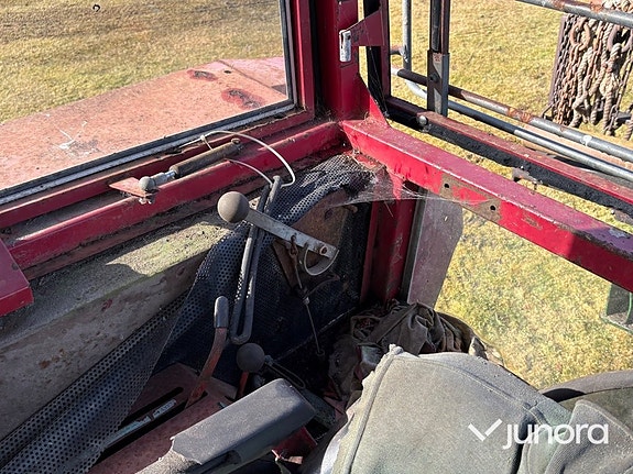 Traktor - International IH 1246 23 of 30