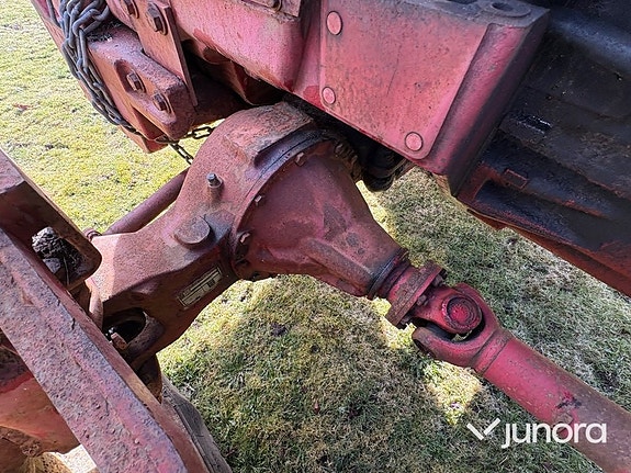 Traktor - International IH 1246 14 of 30