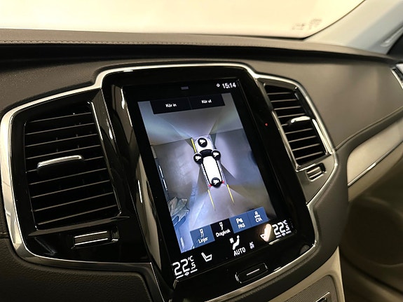 Volvo XC90 22 of 26