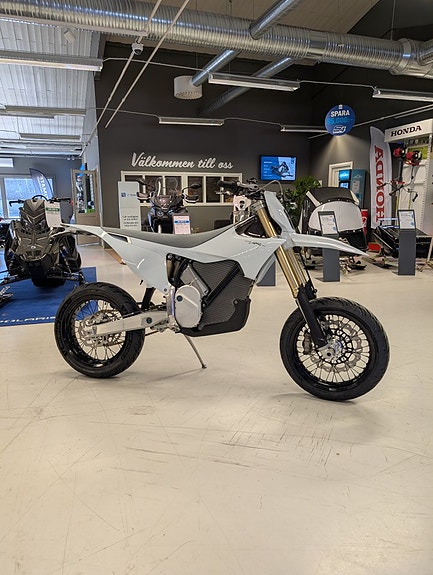 Stark Stark Varg SM super motard 80 hk 8 of 8