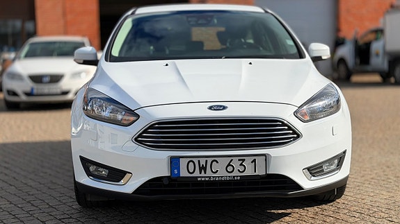Ford Focus 2 of 5