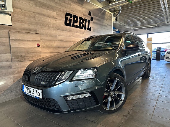 Skoda Octavia RS 4 of 5