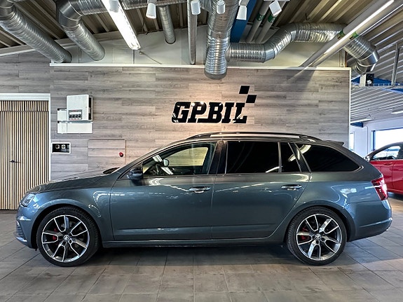 Skoda Octavia RS 2 of 5
