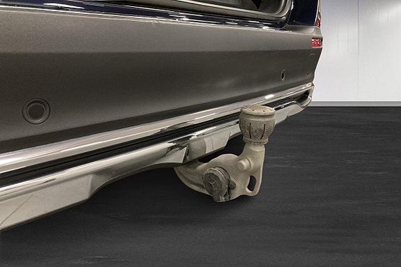 Mercedes-Benz E300 de 13 of 17
