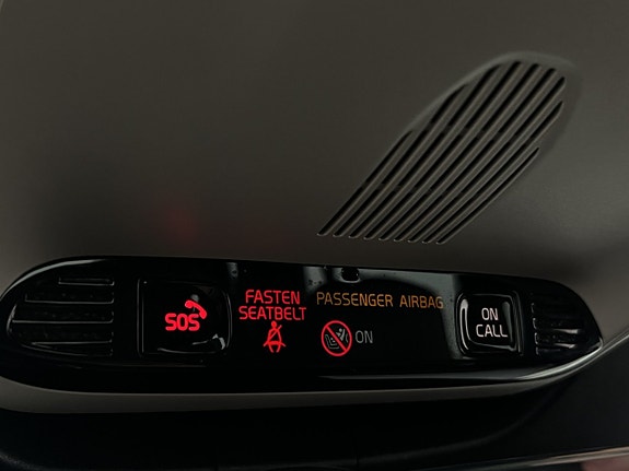 Volvo XC90 25 of 30