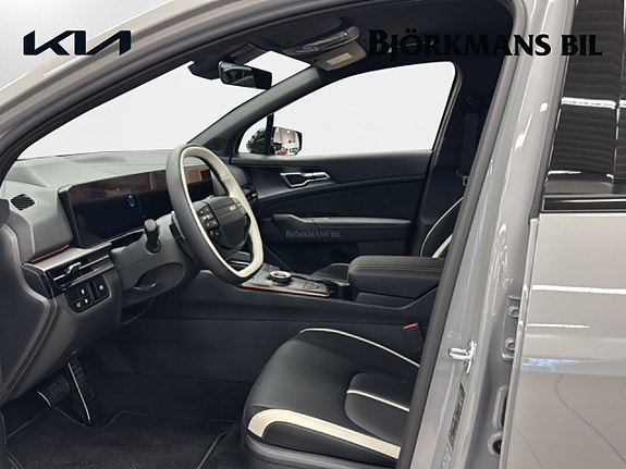 Kia Sportage 8 of 14