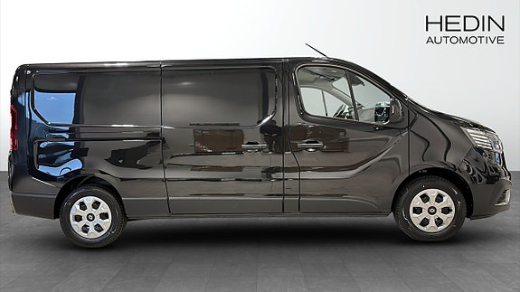 Renault Trafic 6 of 9