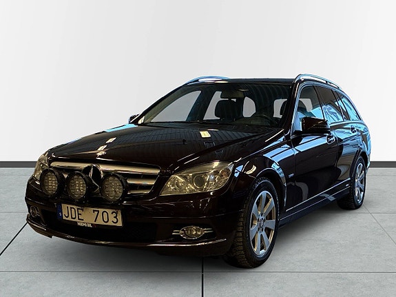Mercedes-Benz C250 16 of 24