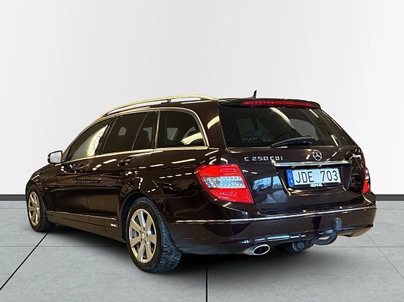 Mercedes-Benz C250 5 of 24