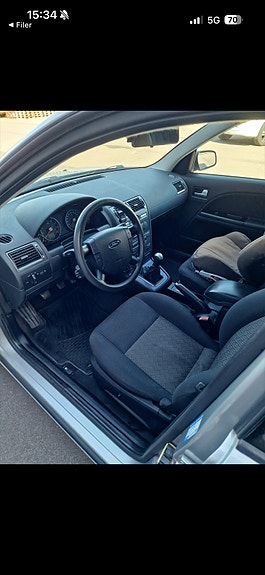 Ford Mondeo 4 of 5