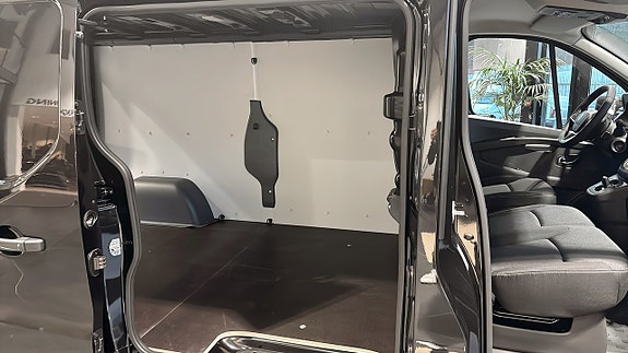 Renault Trafic 5 of 9