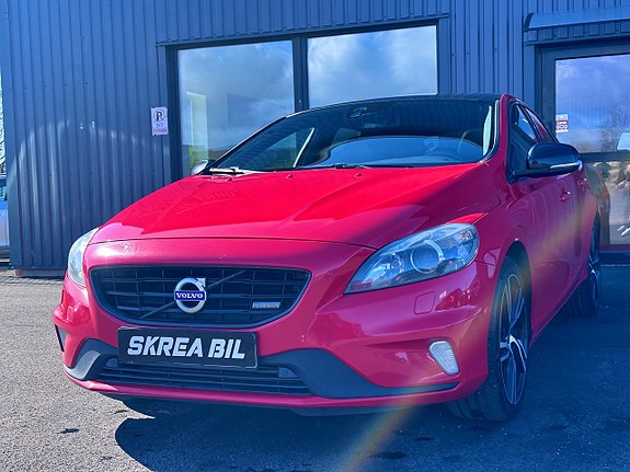 Volvo V40 5 of 27