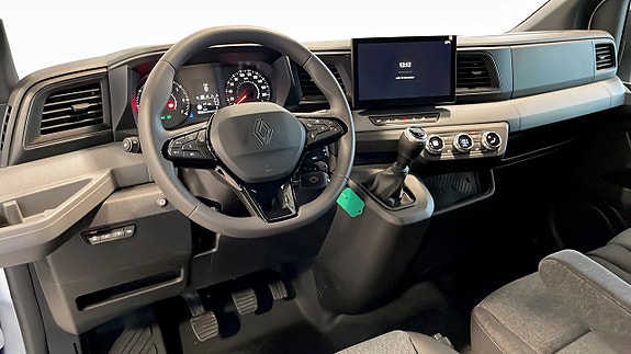 Renault Master 4 of 12