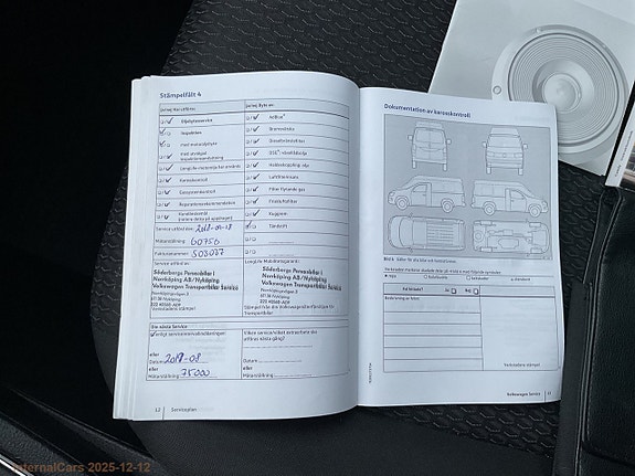 Volkswagen Caddy Maxi 21 of 30