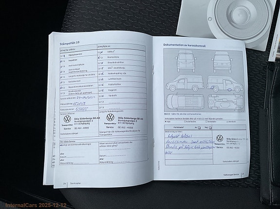 Volkswagen Caddy Maxi 27 of 30