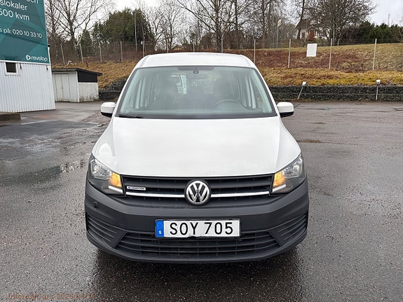 Volkswagen Caddy Maxi 2 of 5