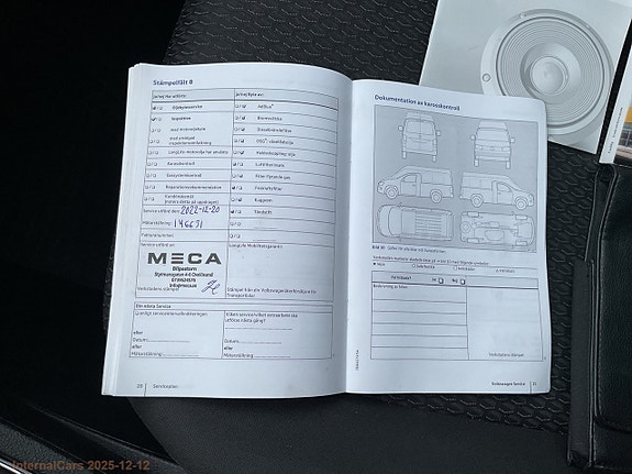 Volkswagen Caddy Maxi 25 of 30