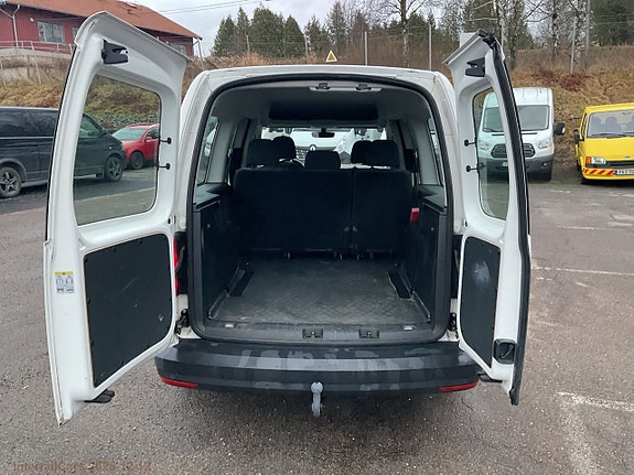 Volkswagen Caddy Maxi 9 of 30