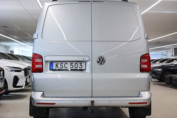 Volkswagen Transporter 8 of 15