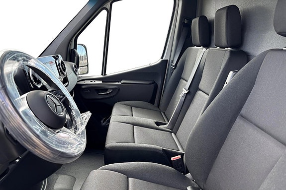 Mercedes-Benz Sprinter 411 11 of 11
