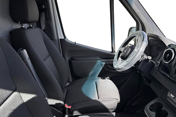 Mercedes-Benz Sprinter 411 10 of 11