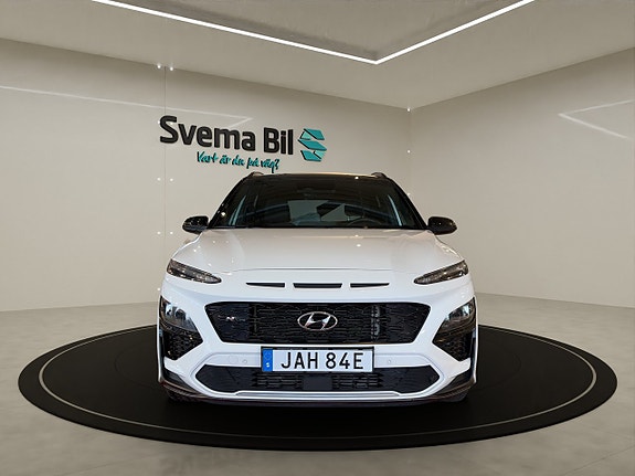 Hyundai Kona 2 of 5