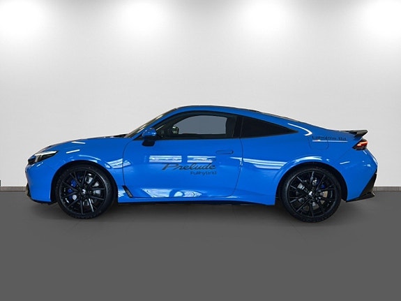 Honda Prelude 2 of 5