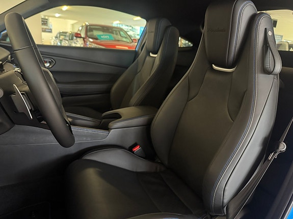 Honda Prelude 10 of 22