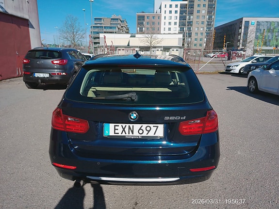 BMW 320 10 of 12