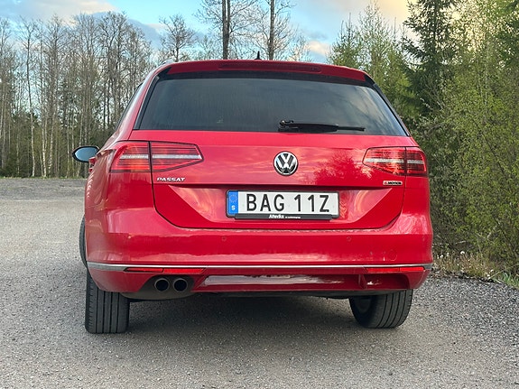Volkswagen Passat 3 of 5