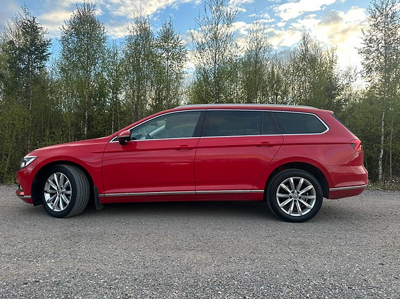 Volkswagen Passat 4 of 5