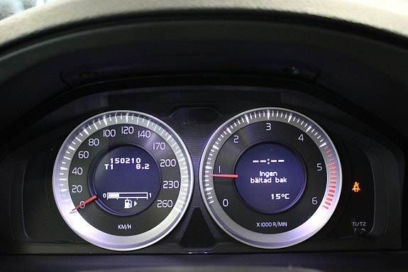 Volvo V70 6 of 11