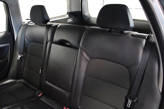 Volvo V70 8 of 11