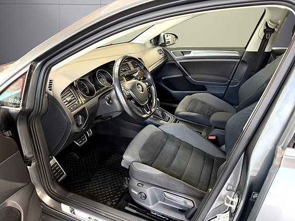 Volkswagen Golf Alltrack 8 of 14