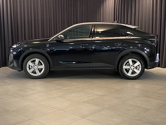 Peugeot 3008 3 of 5