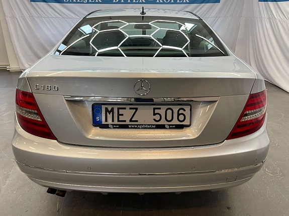 Mercedes-Benz C180 7 of 18