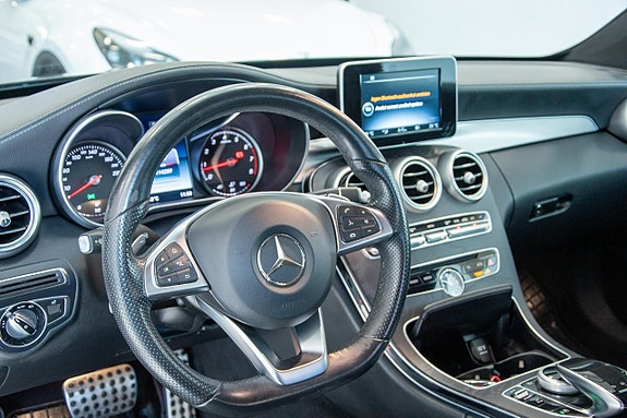 Mercedes-Benz C200 9 of 22