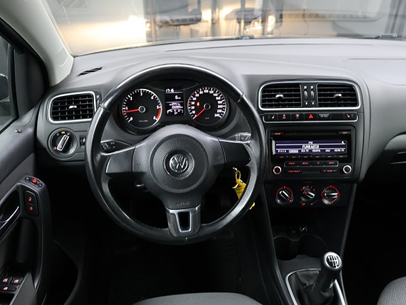 Volkswagen Polo 16 of 20