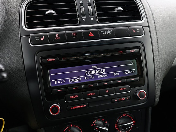 Volkswagen Polo 15 of 20