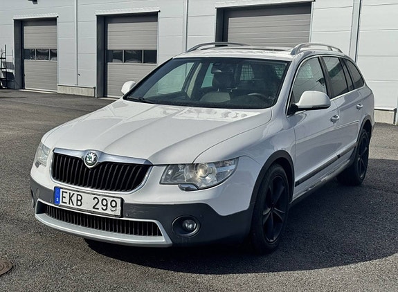 Superb A-Traktor AUT Värmare S&V hjul Panorama 4x4