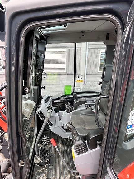 Kubota U55-4 24 of 30
