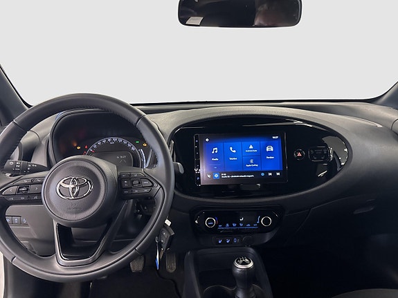 Toyota Aygo X 9 of 12