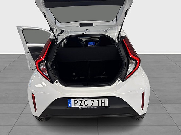 Toyota Aygo X 11 of 12
