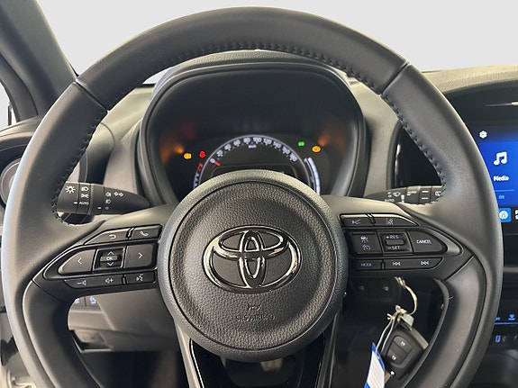 Toyota Aygo X 10 of 12