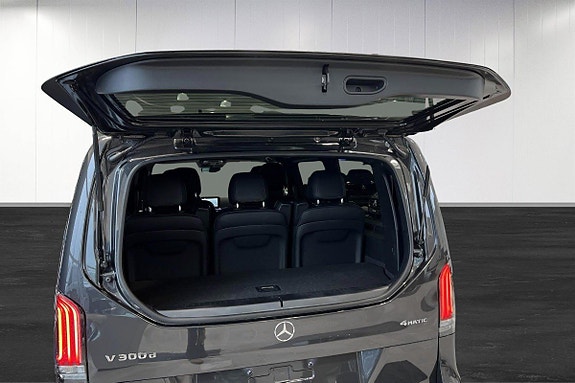Mercedes-Benz V300 d 21 of 22