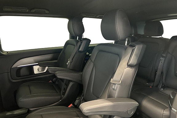 Mercedes-Benz V300 d 10 of 22